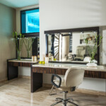 Salon Room