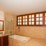 Large bathroom with tub